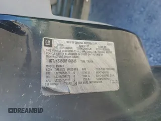 2008 GMC Sierra 3500HD DRW SLE2 z VIN 1GTJK33608F176636, wystawiony jako Copart lot #76945874 z przebiegiem 209 776 mil mil oraz Szkody całkowita. Historia ofert i sprzedaży dostępna na DreamBid. Obrazek 13.