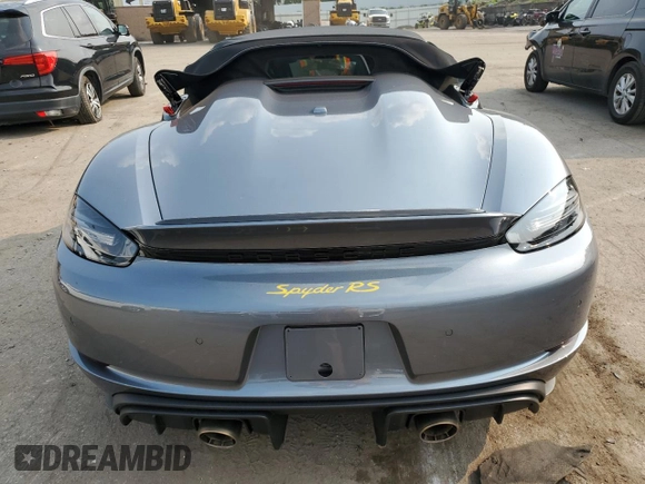 2024 Porsche 718 Spyder RS z VIN WP0CE2A8XRK240155, wystawiony jako Copart lot #67824394 z przebiegiem Nie podano mil oraz Szkoda całkowita • Salvage title. Historia ofert i sprzedaży dostępna na DreamBid. Obrazek 6.