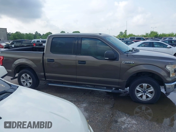 2015 Ford F-150 XLT with VIN 1FTEW1C81FKD15088, listed as a IAAI auction lot 42044616 with 159,248 mi miles and . Bid and sale history available at carsss.com. Image 13.