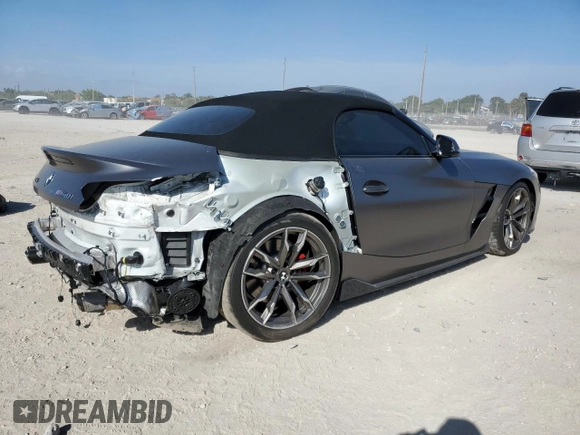 2021 BMW Z4 sDriveM40i with VIN WBAHF9C0XMWX16888, listed as a Copart auction lot 87046144 with 29,408 mi miles and Salvage Title. Bid and sale history available at carsss.com. Image 3.