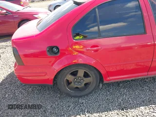 2000 Volkswagen Jetta GL с VIN 3VWRC29M7YM099289, выставлен на аукционе IAAI как лот 42314975 с пробегом 272 930 миль миль и . История ставок и продаж доступна на DreamBid. Изображение 6.
