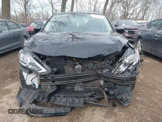 2019 Nissan Sentra SV z VIN 3N1AB7AP9KY389431, wystawiony jako IAAI lot #41652025 z przebiegiem 81 241 mil mil oraz . Historia ofert i sprzedaży dostępna na DreamBid. Obrazek 13.