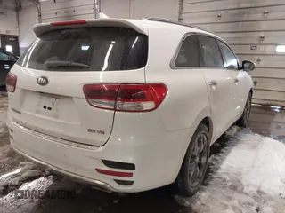 2017 Kia Sorento SX with VIN 5XYPKDA5XHG241922, listed as a IAAI auction lot 41614255 with 67,640 mi miles and . Bid and sale history available at DreamBid. Image 4.