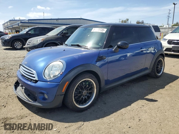 2012 MINI Hardtop z VIN WMWSU3C5XCT368997, wystawiony jako Copart lot #54622735 z przebiegiem 104 261 mil mil oraz Szkoda całkowita • Salvage title. Historia ofert i sprzedaży dostępna na DreamBid. Obrazek 1.
