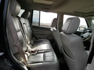 2008 Jeep Commander Limited with VIN 1J8HG58N98C125061, listed as a Copart auction lot 82491864 with 170,340 mi miles and Salvage Title. Bid and sale history available at carsss.com. Image 10.