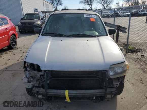 2006 Ford Escape XLT with VIN 1FMCU93116KB10252, listed as a Copart auction lot 85453874 with 53,585 mi miles and Salvage Title. Bid and sale history available at carsss.com. Image 5.