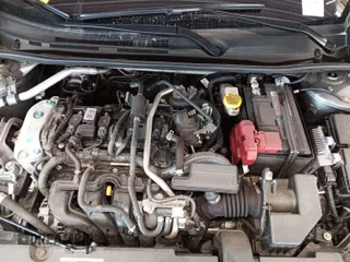 2024 Nissan Sentra SV z VIN 3N1AB8CV2RY294592, wystawiony jako IAAI lot #42796159 z przebiegiem 25 875 mil mil oraz . Historia ofert i sprzedaży dostępna na DreamBid. Obrazek 37.