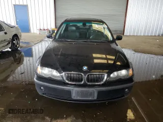 2003 BMW 3 Series 325i with VIN WBAAZ33433PH33374, listed as a Copart auction lot 85569644 with 200,127 mi miles and Clean Title. Bid and sale history available at carsss.com. Image 5.