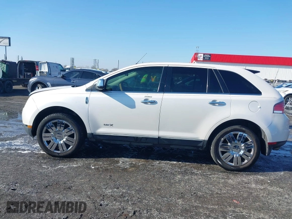 2009 Lincoln MKX with VIN 2LMDU68C49BJ03277, listed as a IAAI auction lot 41342935 with 140,674 mi miles. Bid and sale history available at carsss.com. Image 14.