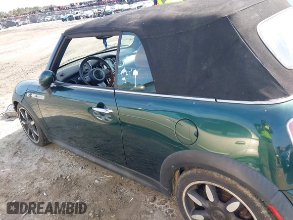 2007 MINI Convertible S с VIN WMWRH335X7TJ43729, выставлен на аукционе IAAI как лот 41385089 с пробегом 91 380 миль миль и . История ставок и продаж доступна на DreamBid. Изображение 6.