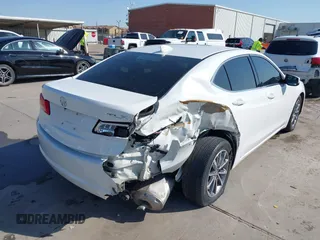 2020 Acura TLX z VIN 19UUB1F32LA011682, wystawiony jako IAAI lot #41942085 z przebiegiem 53 726 mil mil oraz . Historia ofert i sprzedaży dostępna na DreamBid. Obrazek 4.