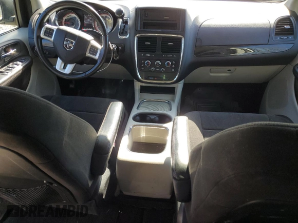 2013 Dodge Grand Caravan SXT with VIN 2C4RDGCG5DR635014, listed as a Copart auction lot 49552925 with 194,929 mi miles and Clean Title. Bid and sale history available at DreamBid. Image 8.