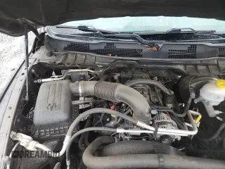 2020 Ram 1500 Tradesman z VIN 3C6RR6KT7LG290042, wystawiony jako Copart lot #66071935 z przebiegiem 135 249 mil mil oraz Szkoda całkowita • Salvage title. Historia ofert i sprzedaży dostępna na DreamBid. Obrazek 14.