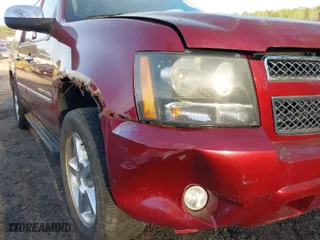 2009 Chevrolet Suburban LTZ with VIN 1GNFK36359R220094, listed as a IAAI auction lot 41858436 with 247,913 mi miles. Bid and sale history available at carsss.com. Image 20.
