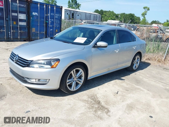 2015 Volkswagen Passat Sport с VIN 1VWBT7A36FC003247, выставлен на аукционе IAAI как лот 42468859 с пробегом 187 336 миль миль и . История ставок и продаж доступна на DreamBid. Изображение 2.