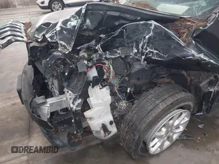 2018 Jeep Cherokee Latitude Plus with VIN 1C4PJMLX3JD598901, listed as a IAAI auction lot 42478797 with Not provided miles and . Bid and sale history available at DreamBid. Image 18.