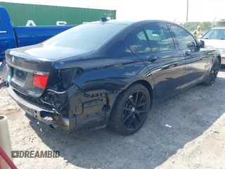 2011 BMW 7 Series 740i z VIN WBAKA4C50BC392111, wystawiony jako IAAI lot #42151182 z przebiegiem 107 955 mil mil oraz . Historia ofert i sprzedaży dostępna na DreamBid. Obrazek 4.