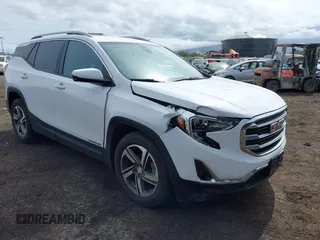 2020 GMC Terrain SLT z VIN 3GKALPEV9LL132856, wystawiony jako IAAI lot #41831180 z przebiegiem 68 284 mil mil oraz . Historia ofert i sprzedaży dostępna na DreamBid. Obrazek 6.