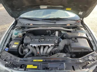2002 Volvo V70 with VIN YV1SW61R422229256, listed as a Copart auction lot 76397624 with 118,235 mi miles and Salvage Title. Bid and sale history available at carsss.com. Image 11.