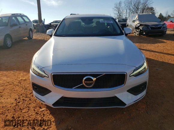 2020 Volvo S60 Momentum with VIN 7JR102FK1LG045213, listed as a Copart auction lot 41913524 with 65,918 mi miles. Bid and sale history available at carsss.com. Image 5.