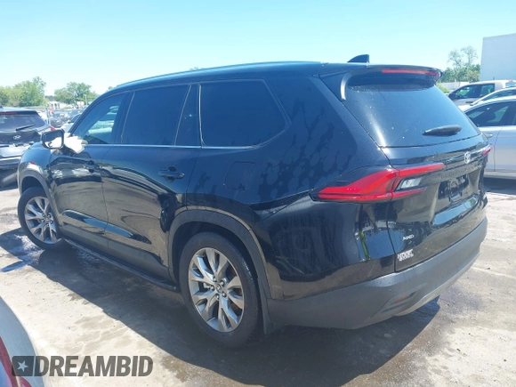 2024 Toyota Highlander XLE z VIN 5TDAAAB51RS058547, wystawiony jako IAAI lot #41967637 z przebiegiem 13 191 mil mil oraz . Historia ofert i sprzedaży dostępna na DreamBid. Obrazek 14.