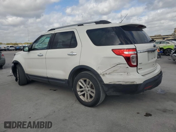2012 Ford Explorer XLT with VIN 1FMHK7D80CGA30550, listed as a Copart auction lot 49775845 with 109,838 mi miles and Salvage Title. Bid and sale history available at DreamBid. Image 2.