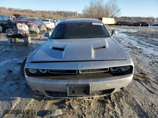 2018 Dodge Challenger R/T with VIN 2C3CDZBT1JH218950, listed as a Copart auction lot 42150955 with 90,127 mi miles and Salvage Title. Bid and sale history available at carsss.com. Image 5.