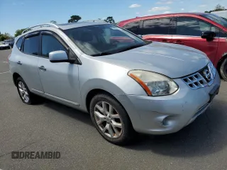 2011 Nissan Rogue S z VIN JN8AS5MV4BW669104, wystawiony jako Copart lot #57426735 z przebiegiem 132 021 mil mil oraz Tytuł czysty. Historia ofert i sprzedaży dostępna na DreamBid. Obrazek 4.