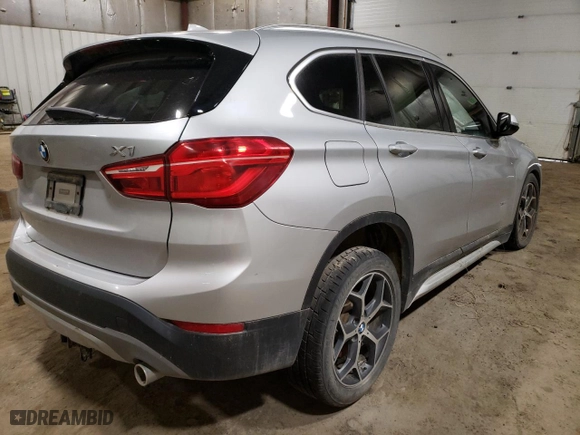 2017 BMW X1 xDrive28i with VIN WBXHT3C33H5F72167, listed as a Copart auction lot 54272445 with 140,498 mi miles and Non Repairable. Bid and sale history available at carsss.com. Image 3.