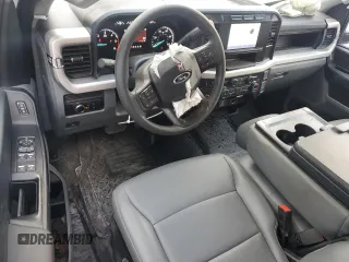 2024 Ford F-350 with VIN 1FD8X3EN2REC19641, listed as a Copart auction lot 85107984 with 6,722 mi miles and Salvage title. Bid and sale history available at DreamBid. Image 8.
