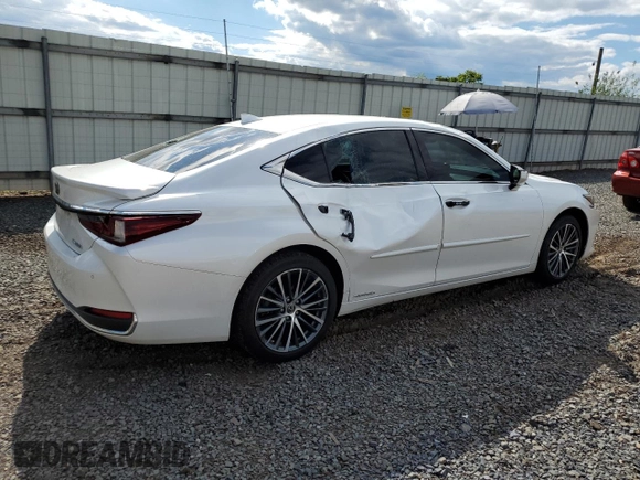 2022 Lexus ES 300h z VIN 58ADA1C11NU015278, wystawiony jako Copart lot #58109634 z przebiegiem 35 924 mil mil oraz Szkoda całkowita • Salvage title. Historia ofert i sprzedaży dostępna na DreamBid. Obrazek 3.