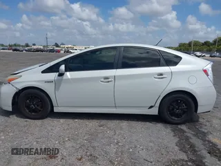 2015 Toyota Prius Four with VIN JTDKN3DU0F0479215, listed as a IAAI auction lot 41949034 with 173,028 mi miles. Bid and sale history available at carsss.com. Image 14.