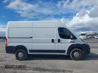 2019 Ram ProMaster Cargo with VIN 3C6TRVCGXKE562904, listed as a IAAI auction lot 41675682 with 217,885 mi miles and . Bid and sale history available at DreamBid. Image 13.