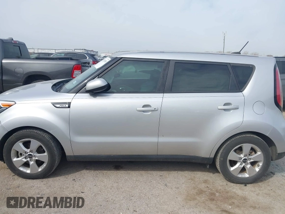 2019 Kia Soul with VIN KNDJN2A28K7023246, listed as a IAAI auction lot 41724935 with 59,580 mi miles. Bid and sale history available at carsss.com. Image 14.