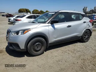 2020 Nissan Kicks S с VIN 3N1CP5BV7LL548036, выставлен на аукционе Copart как лот 61161615 с пробегом 47 979 миль миль и Списание • Salvage title. История ставок и продаж доступна на DreamBid. Изображение 1.
