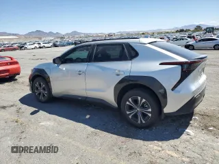 2024 Toyota bZ4X XLE z VIN JTMABACAXRA056625, wystawiony jako Copart lot #55645155 z przebiegiem 18 835 mil mil oraz Szkoda całkowita • Salvage title. Historia ofert i sprzedaży dostępna na DreamBid. Obrazek 2.