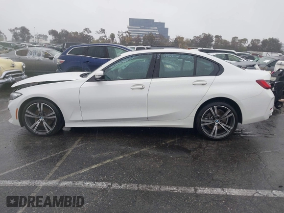 2023 BMW 3 Series 330i with VIN 3MW69FF09P8D02474, listed as a IAAI auction lot 41551264 with 20,238 mi miles. Bid and sale history available at carsss.com. Image 14.