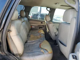 2001 GMC Yukon SLT with VIN 1GKEC13T81R143644, listed as a Copart auction lot 78083094 with 232,367 mi miles and Salvage Title. Bid and sale history available at carsss.com. Image 11.