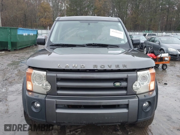 2006 Land Rover LR3 SE with VIN SALAD25466A358134, listed as a IAAI auction lot 41042605 with 237,024 mi miles. Bid and sale history available at carsss.com. Image 12.