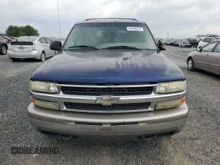 2000 Chevrolet Suburban LT with VIN 3GNFK16T4YG144919, listed as a Copart auction lot 64368374 with 195,155 mi miles and Salvage Title. Bid and sale history available at carsss.com. Image 5.