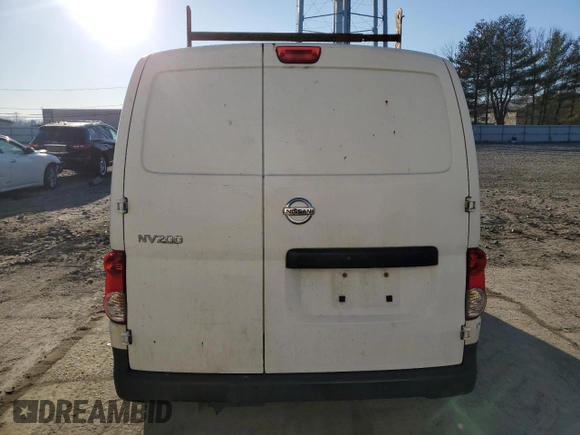 2015 Nissan NV200 SV z VIN 3N6CM0KN0FK713828, wystawiony jako Copart lot #46238025 z przebiegiem 200 567 mil mil oraz Szkoda całkowita • Salvage title. Historia ofert i sprzedaży dostępna na DreamBid. Obrazek 6.