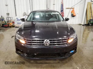 2017 Volkswagen Passat S z VIN 1VWAT7A33HC069690, wystawiony jako Copart lot #44550385 z przebiegiem 86 541 mil mil oraz Szkoda całkowita • Salvage title. Historia ofert i sprzedaży dostępna na DreamBid. Obrazek 5.