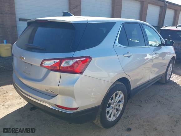 2020 Chevrolet Equinox LT with VIN 3GNAXTEV7LS720289, listed as a IAAI auction lot 41641550 with 135,353 mi miles. Bid and sale history available at carsss.com. Image 4.