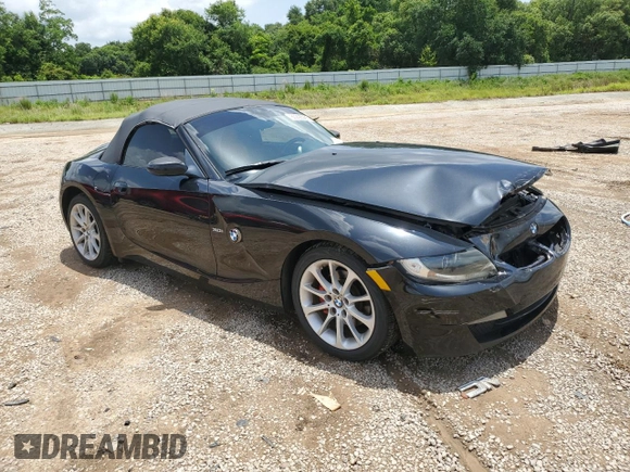 2008 BMW Z4 3.0i with VIN 4USBU33558LW74137, listed as a Copart auction lot 60290095 with 151,979 mi miles and Salvage title. Bid and sale history available at DreamBid. Image 4.