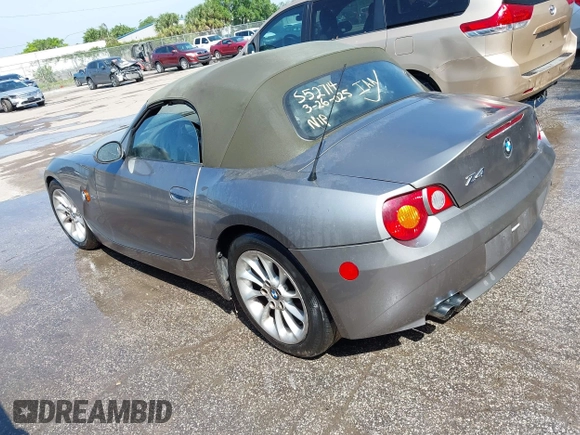 2004 BMW Z4 2.5i with VIN 4USBT33544LS52714, listed as a IAAI auction lot 41899891 with Not provided miles and . Bid and sale history available at DreamBid. Image 3.