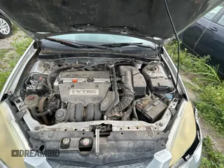 2004 Acura RSX z VIN JH4DC54874S003217, wystawiony jako Copart lot #59939115 z przebiegiem 133 903 mil mil oraz Czysty tytuł • Clean title. Historia ofert i sprzedaży dostępna na DreamBid. Obrazek 7.