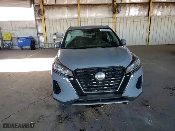 2021 Nissan Kicks SV with VIN 3N1CP5CV7ML520172, listed as a Copart auction lot 47663525 with 81,377 mi miles and Salvage Title. Bid and sale history available at carsss.com. Image 11.