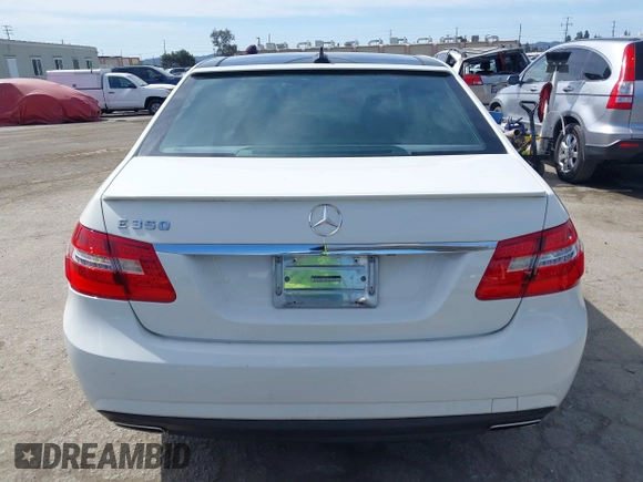2011 Mercedes-Benz E-Class E 350 Luxury with VIN WDDHF5GB9BA279117, listed as a IAAI auction lot 41934443 with 63,014 mi miles. Bid and sale history available at carsss.com. Image 16.