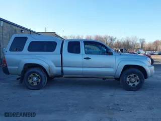 2006 Toyota Tacoma with VIN 5TEUX42N36Z198207, listed as a IAAI auction lot 41893976 with 215,738 mi miles. Bid and sale history available at carsss.com. Image 14.