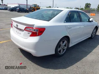 2012 Toyota Camry L with VIN 4T1BF1FK6CU156333, listed as a IAAI auction lot 42034574 with 92,126 mi miles. Bid and sale history available at carsss.com. Image 4.